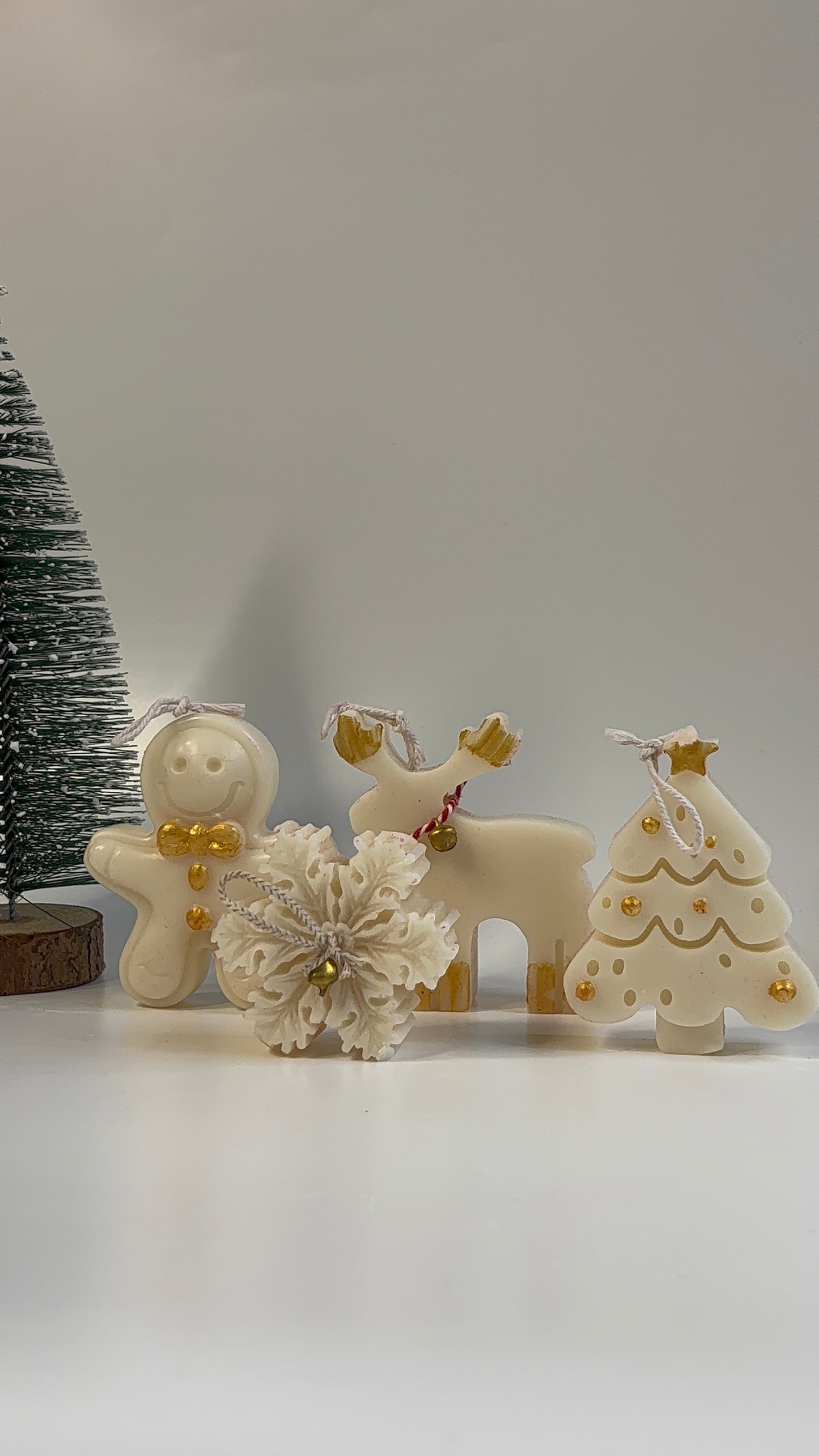 ✨ Secret Santa Glow Box